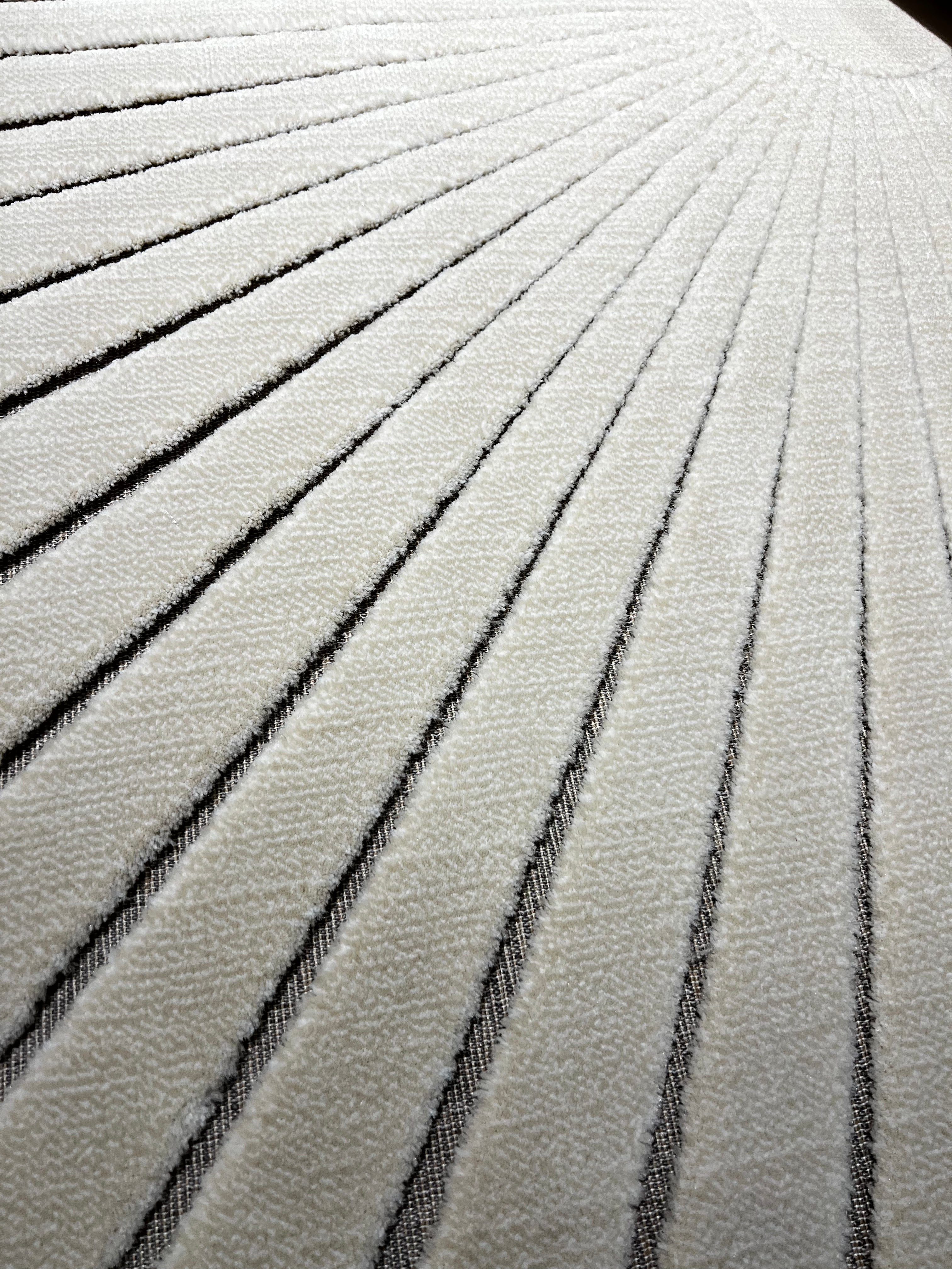 Echo 301 - Antique White
