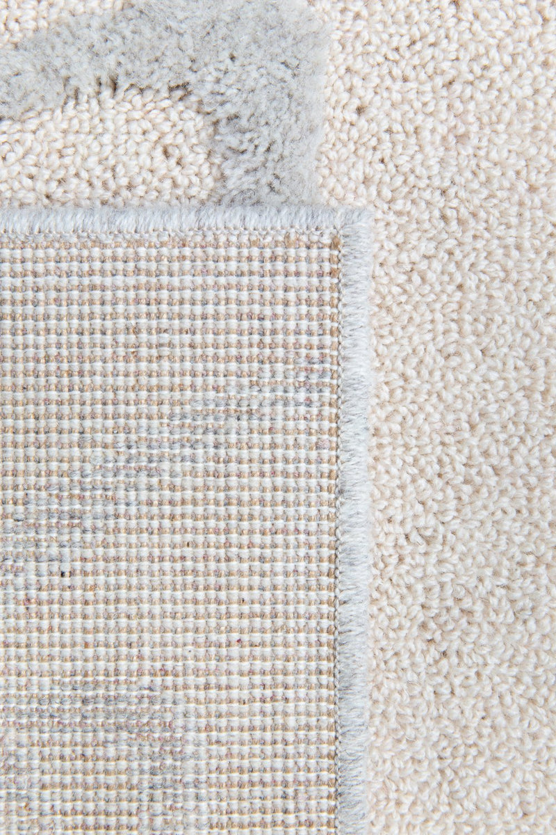 FACES | Beige